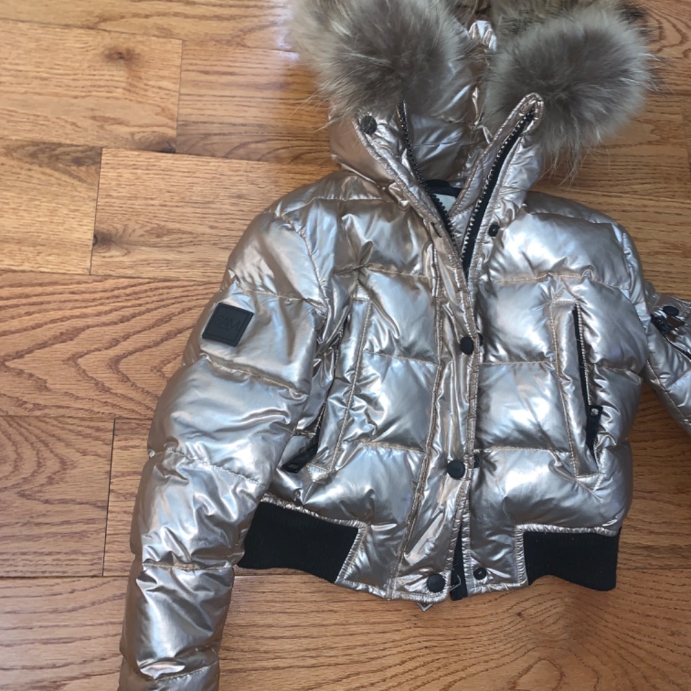 Sam Coat - Picture 2 of 5